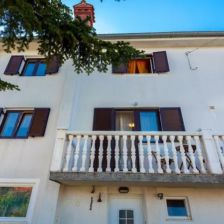 Apartment Marija Njivice